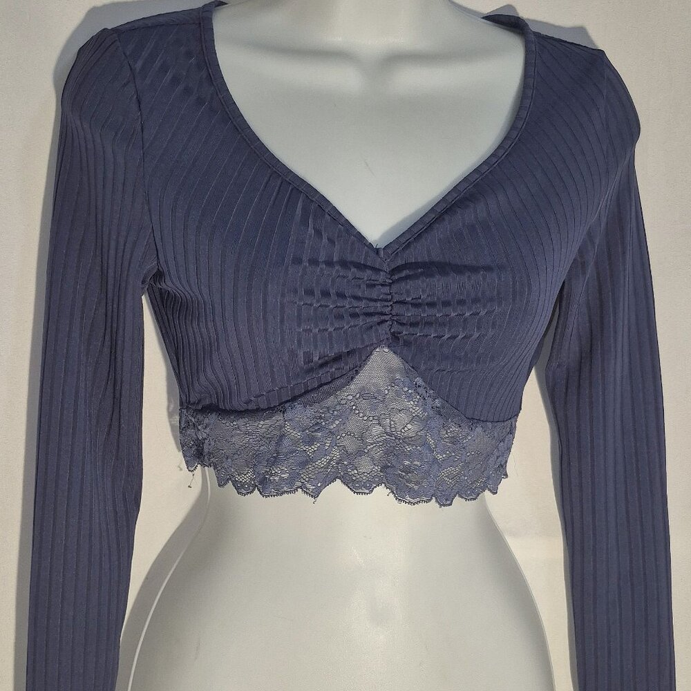 SHEIN long sleeved cropped top with Lace, dark blue in size XS